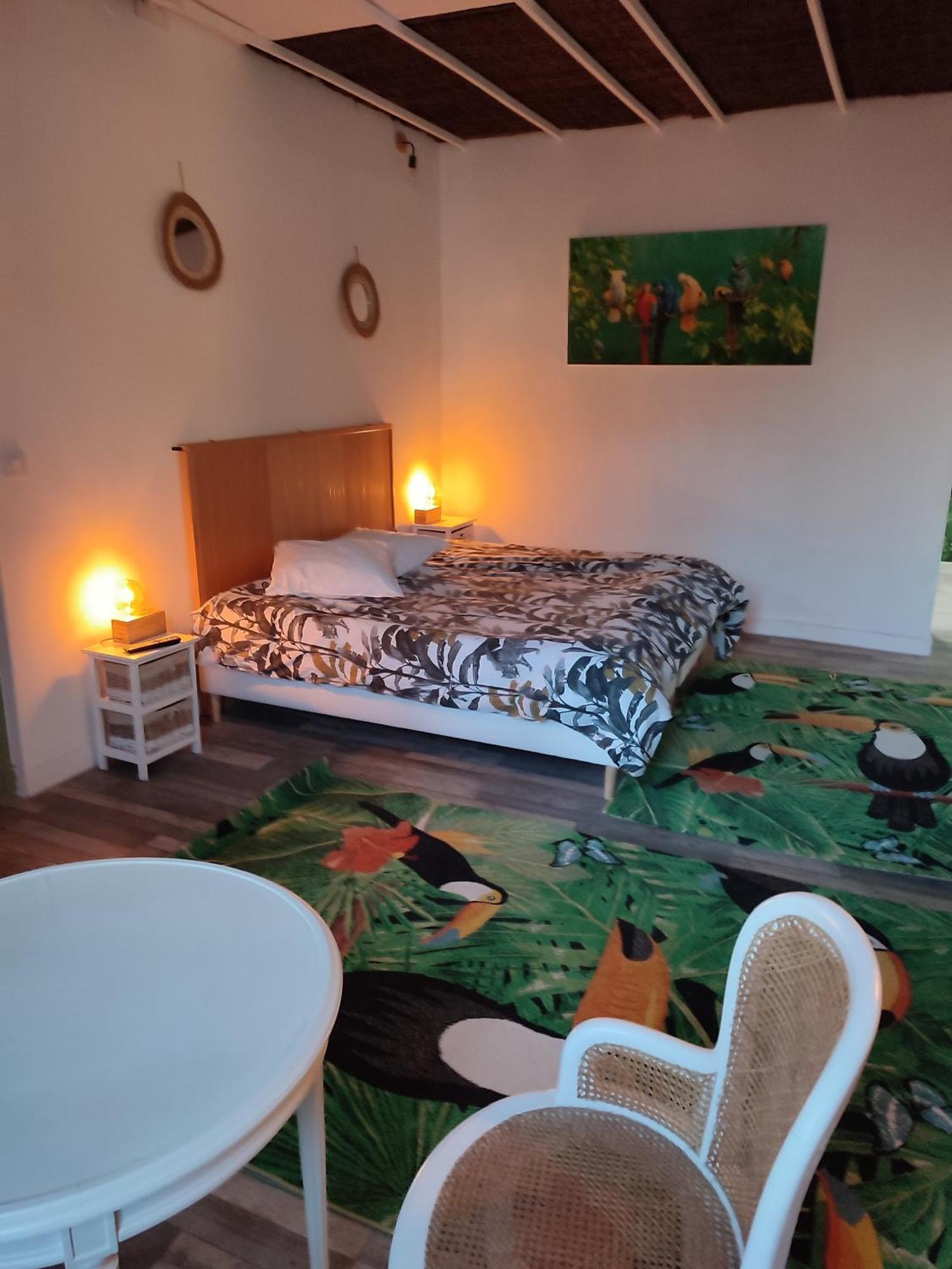 Le Mas Rocamour Bed & Breakfast Roquemaure  Eksteriør bilde