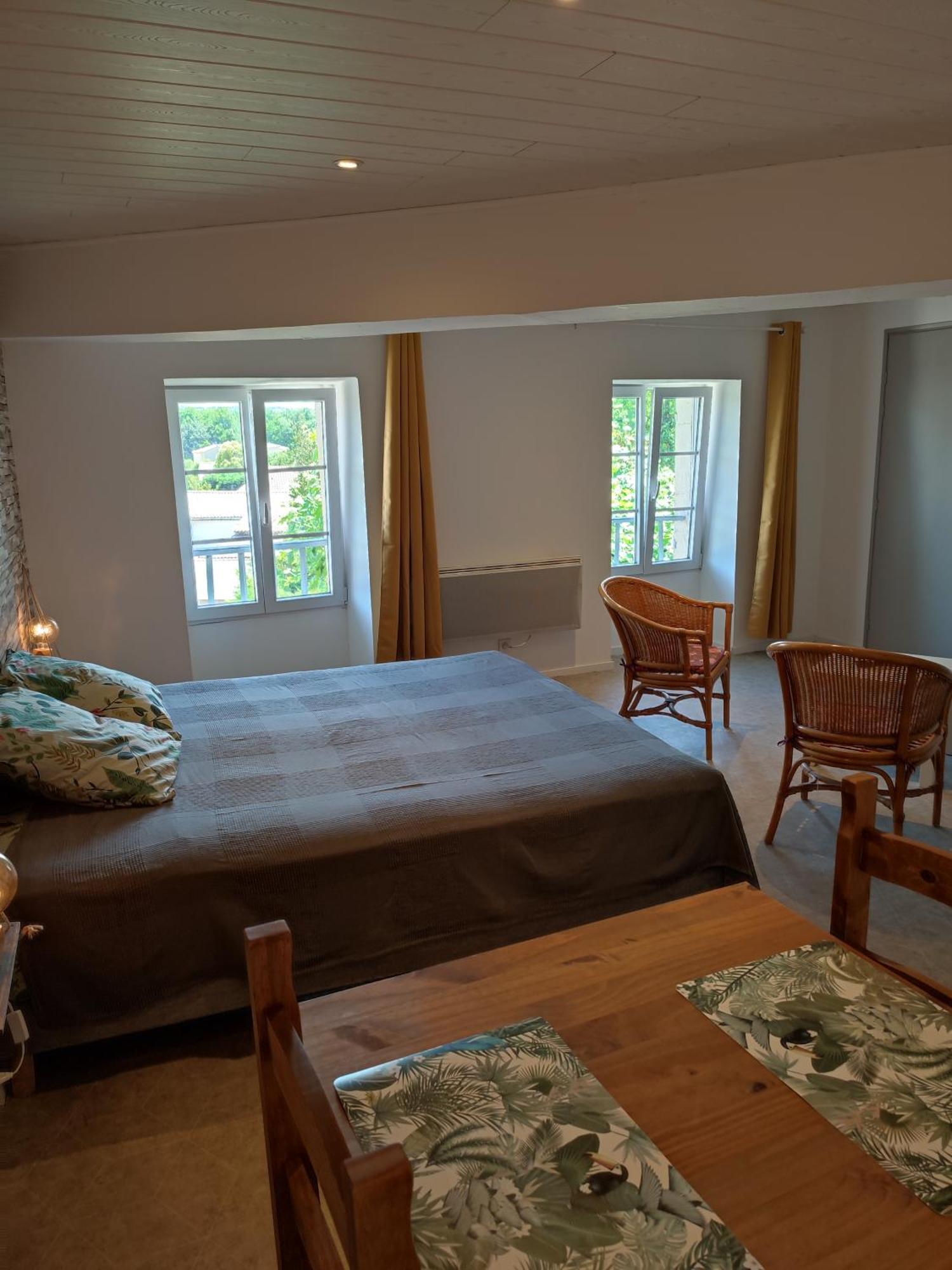 Le Mas Rocamour Bed & Breakfast Roquemaure  Eksteriør bilde